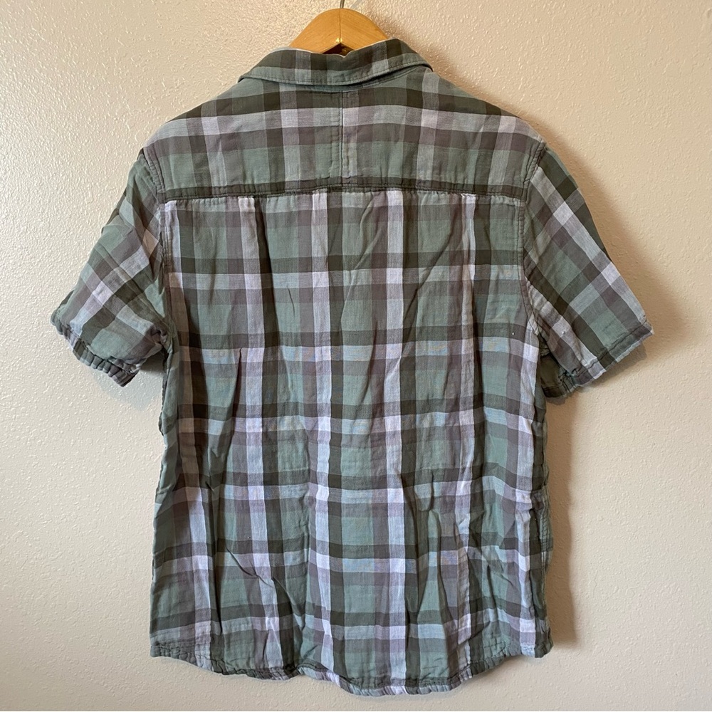 Merrell Reversible Button Down Tee - image 4